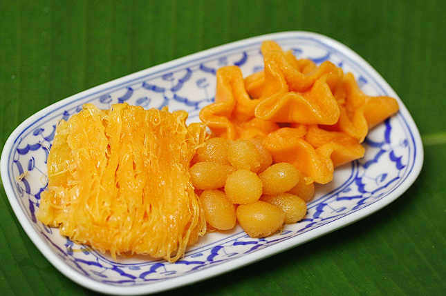 ทองหยิบ ทองหยอด